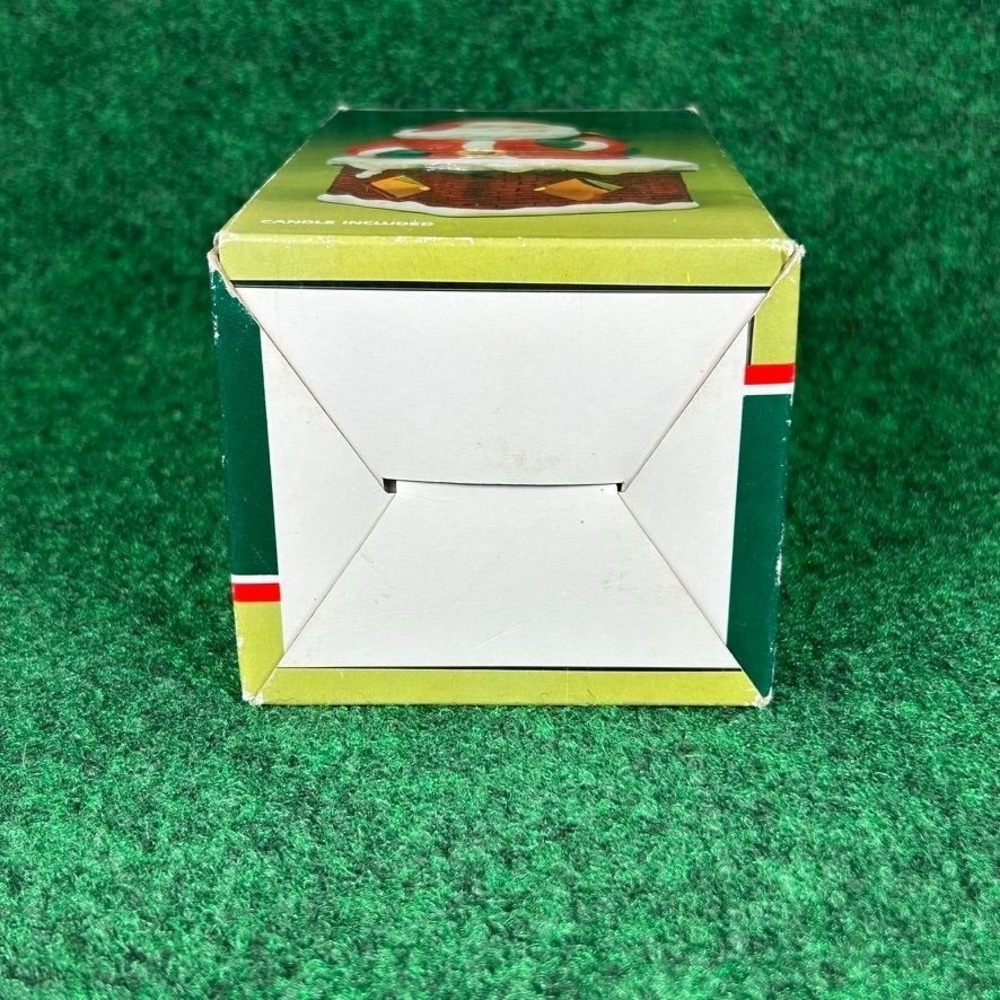 Montgomery Ward Porcelain Santa Potpourri Cooker With Candle Included Decoration - Picture 6 of 16